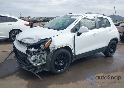 2022 Chevrolet Trax Fwd Lt z USA, uszkodzony, nr VIN KL7CJLSM8NB512741